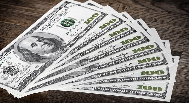 US Dollar wird massiv steigen: Was das für dich bedeutet