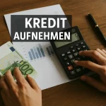 Kreditvergleich Person unterschreibt Vertrag zur Kreditaufnahme am Schreibtisch. Kredit aufnehmen